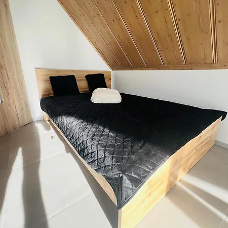 Appartement I Wypoczynkowe Z Jacuzzi Lidzbark *