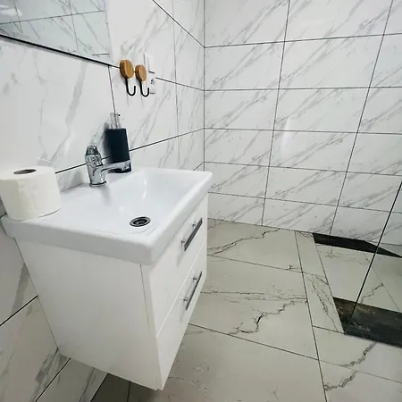 I Wypoczynkowe Z Jacuzzi Lidzbark Apartmán