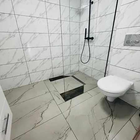 Appartement I Wypoczynkowe Z Jacuzzi Lidzbark *