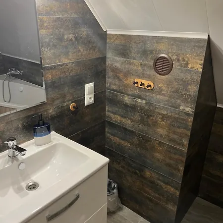 Appartement I Wypoczynkowe Z Jacuzzi Lidzbark *